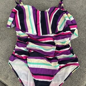 size 2 Torrid stripe onepiece swimsuit wireless